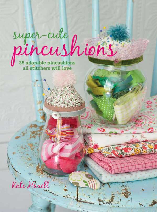 bw-supercute-pincushions-cico-books-9781908862334