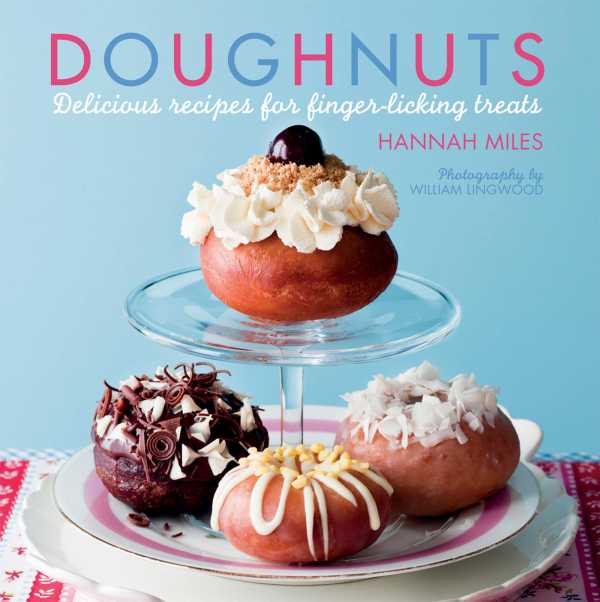 bw-doughnuts-ryland-peters-small-9781849753999