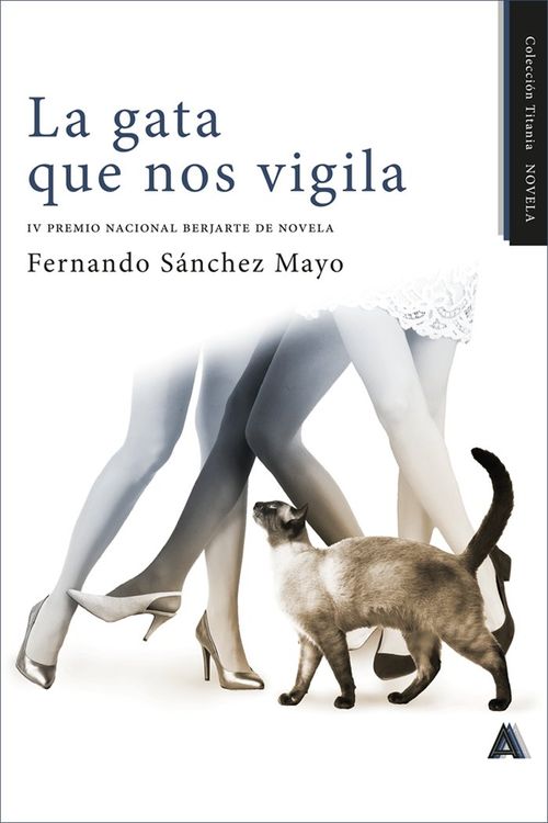 La gata que nos vigila
