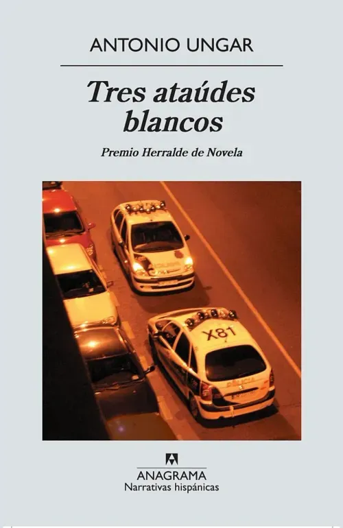 Tres ataudes blancos