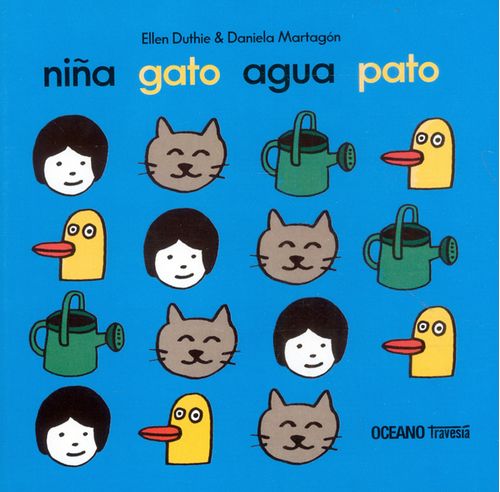 Niña gato agua pato